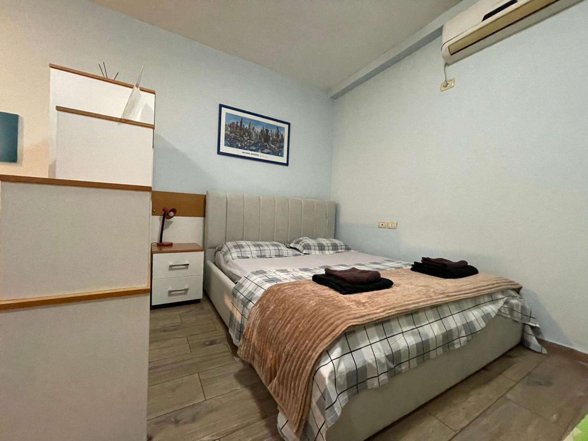 Enjoy Travel Cute Studio Apartment Тирана Екстериор снимка